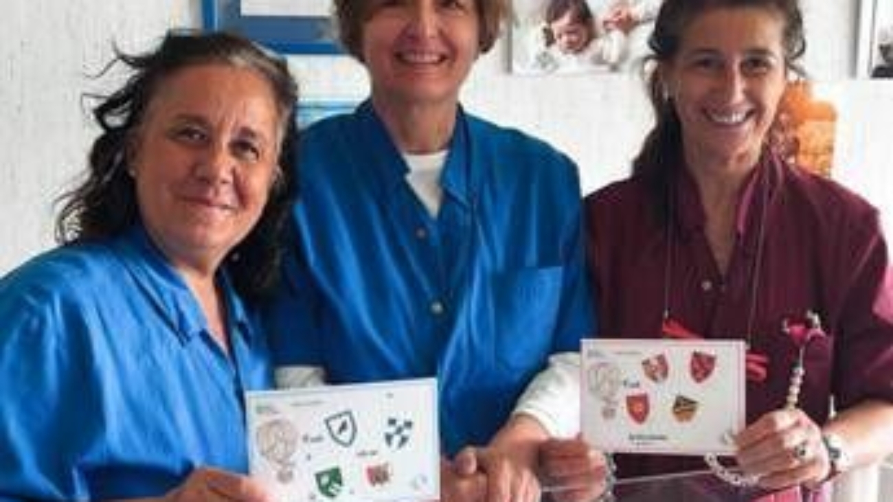 Palio di Legnano, bebè contradaioli in ospedale: stemmi sulle culle