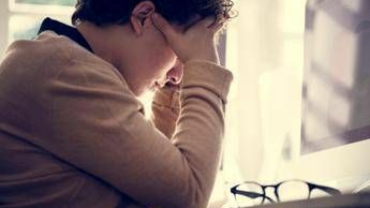 Ictus in aumento nei giovani: fattori di rischio, screening e prevenzione