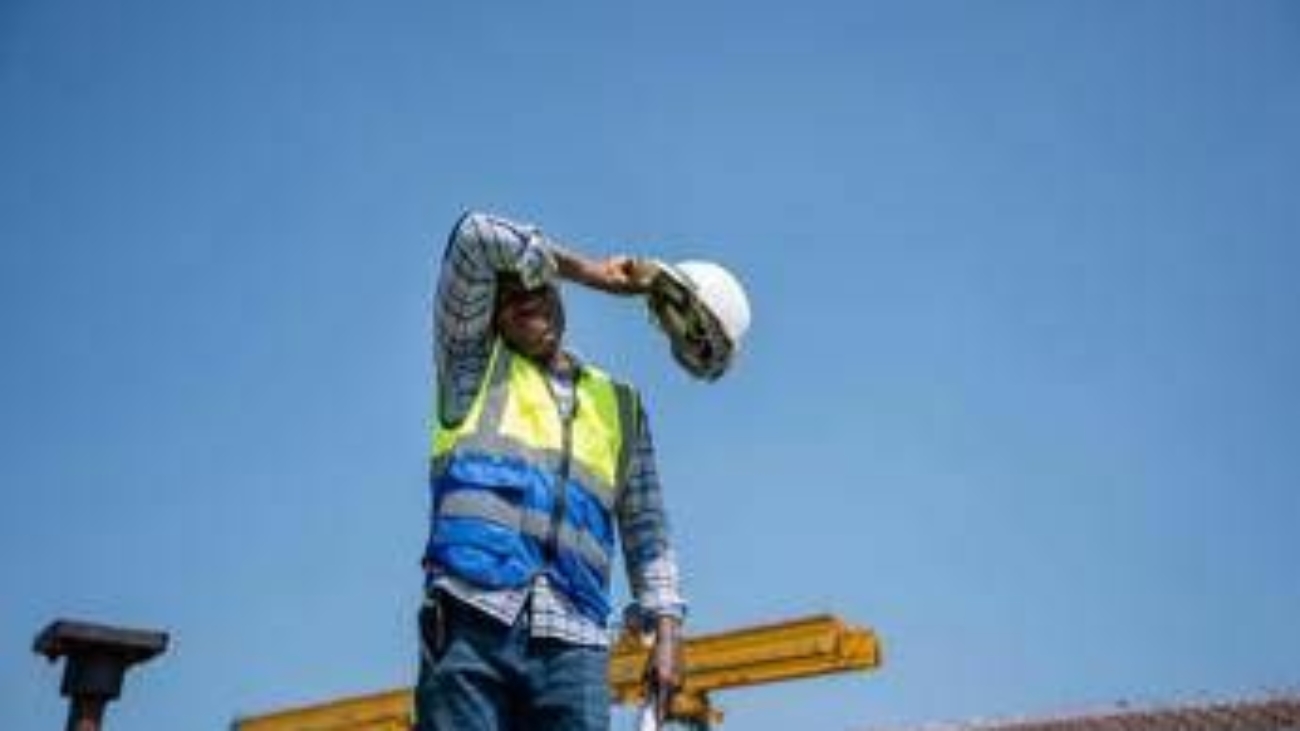 Caldo, alert lavoratori outdoor, il medico: "Oggi si può valutare rischio in real time"