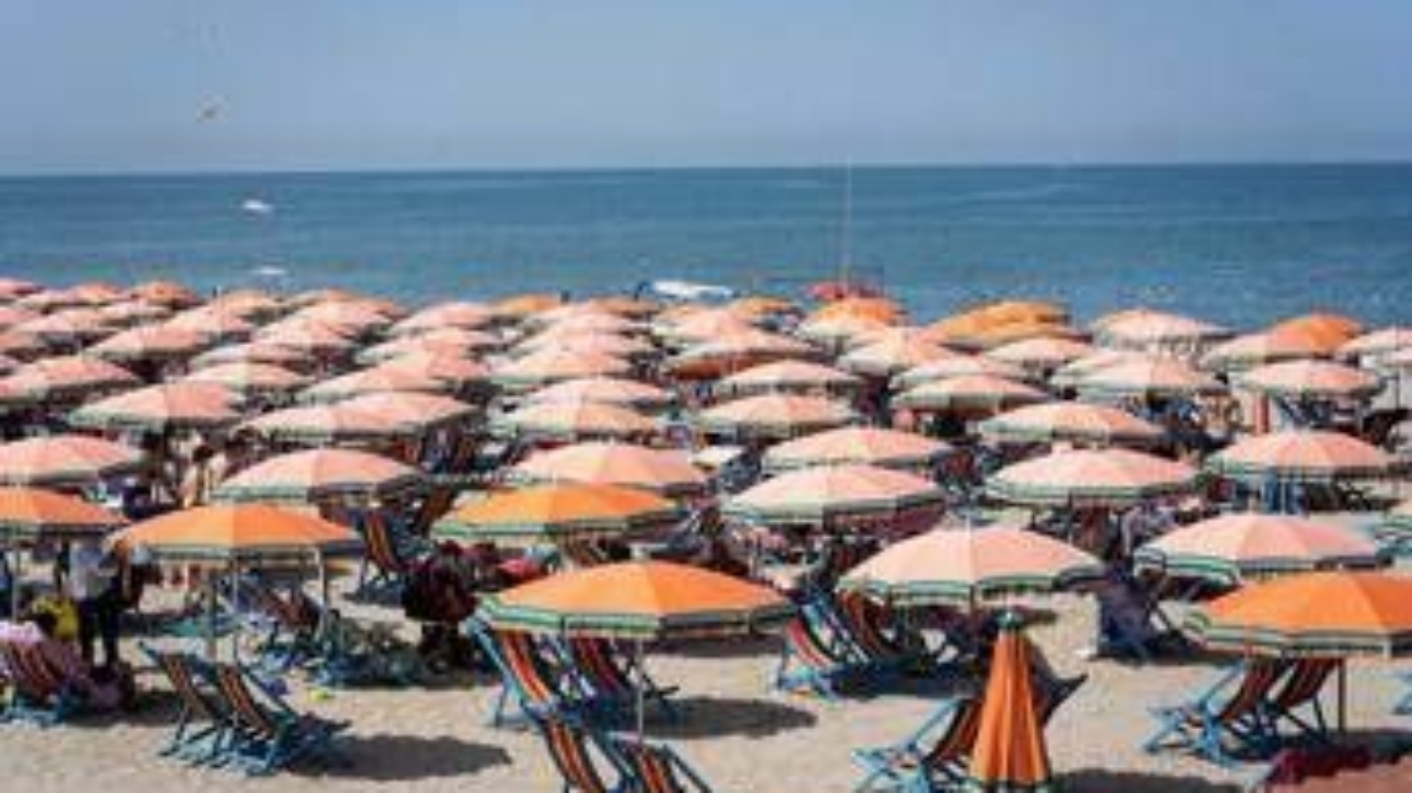 Melanoma e tumori della pelle, dermatologi Idi in campo per screening gratuiti