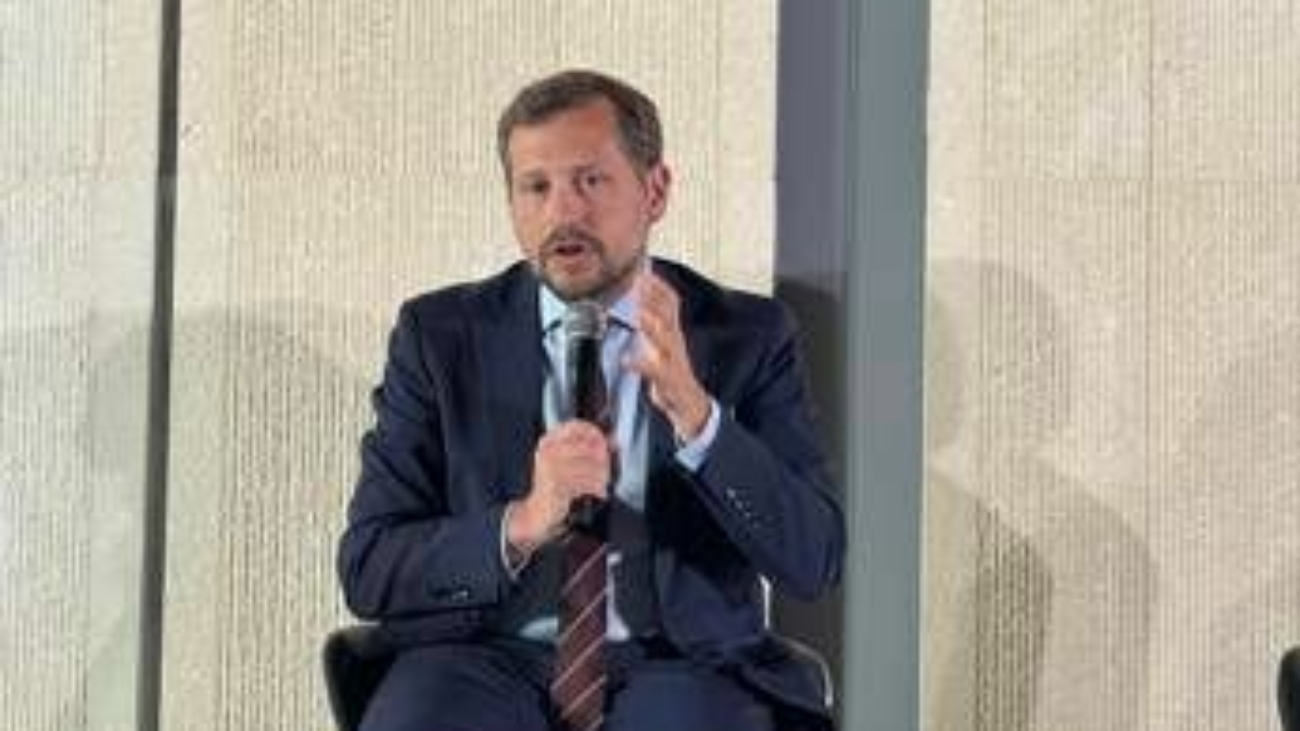 Monti (Lombardia): "Coinvolgere tutti gli stakeholder in sostenibilità sociale"