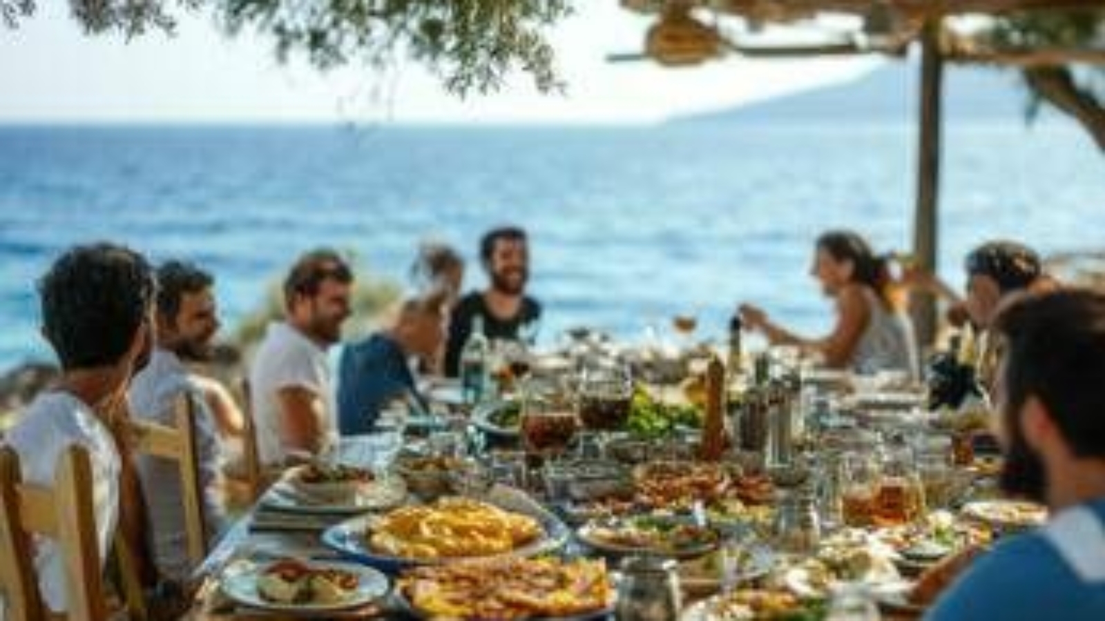 Bagno dopo pranzo sì o no? Medici anti-bufale: "Sì, ma a certe condizioni"