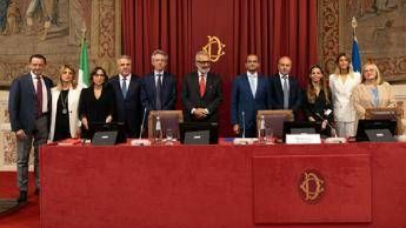 Farmaceutica, Egualia: "Agire su payback, appalti e prezzi per tenuta filiera"