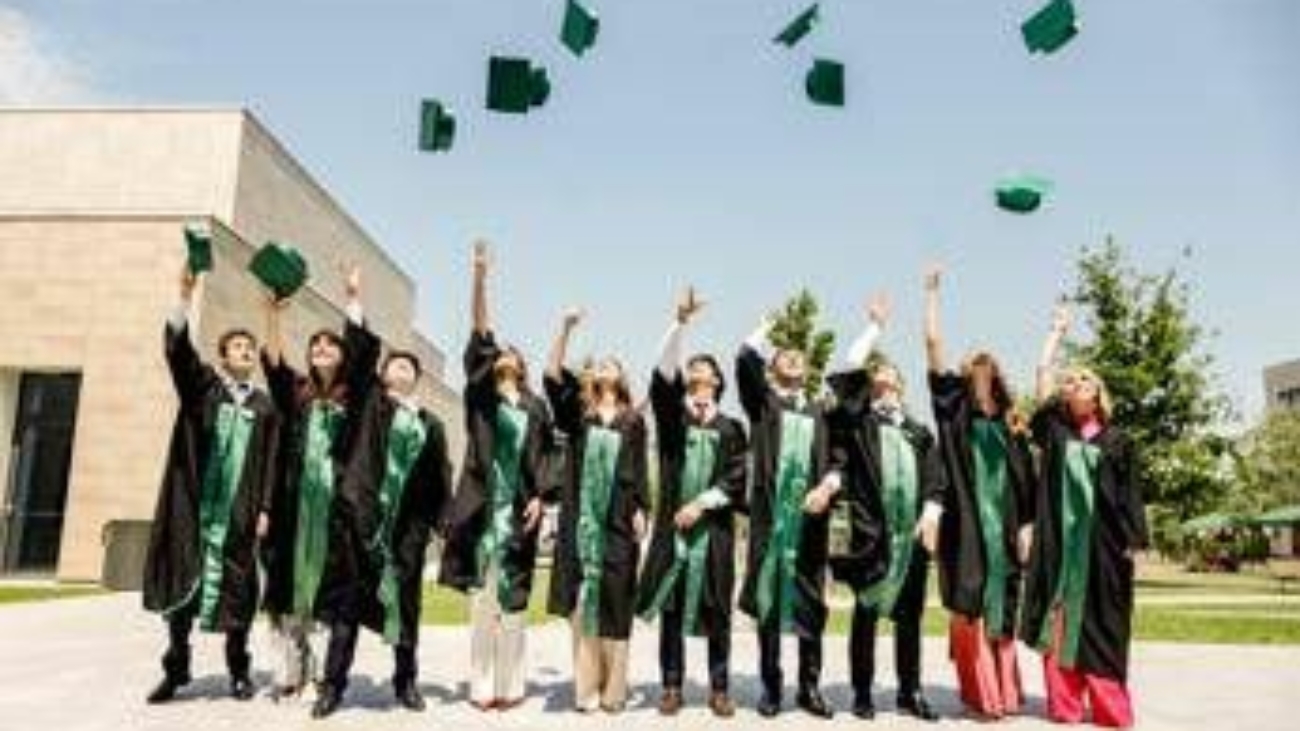 A Milano proclamati i primi laureati medici-ingegneri d'Europa