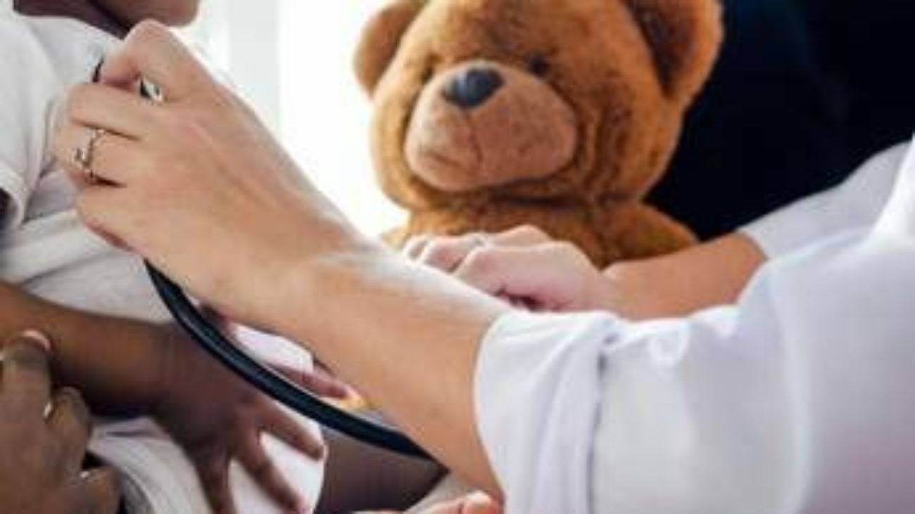 "In Italia mancano 500 pediatri", il report della Fondazione Gimbe