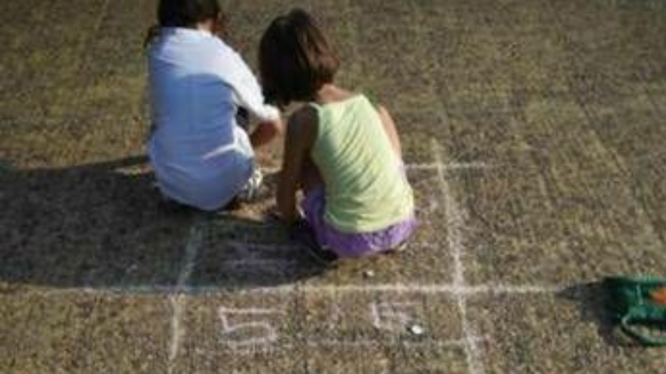 Psicologi, 'ritorno sui banchi non faccia dimenticare valore gioco per bambini'