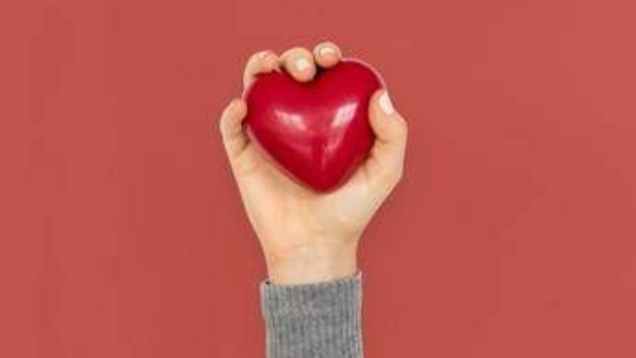 Dai denti al sonno, i 10 rischi nascosti per il cuore da scoprire ed evitare