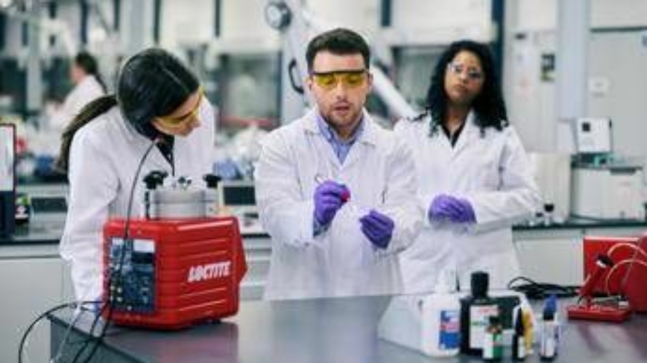 Henkel presentata nuova gamma adesivi innovativi per dispositivi medici