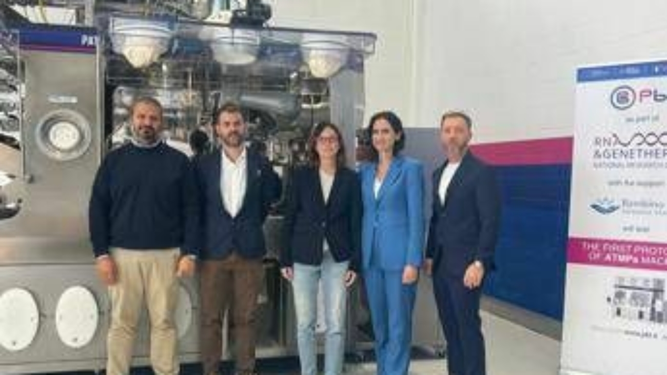 Ricerca, terapie avanzate personalizzate: presentato a Parma isolatore robotizzato CFBox