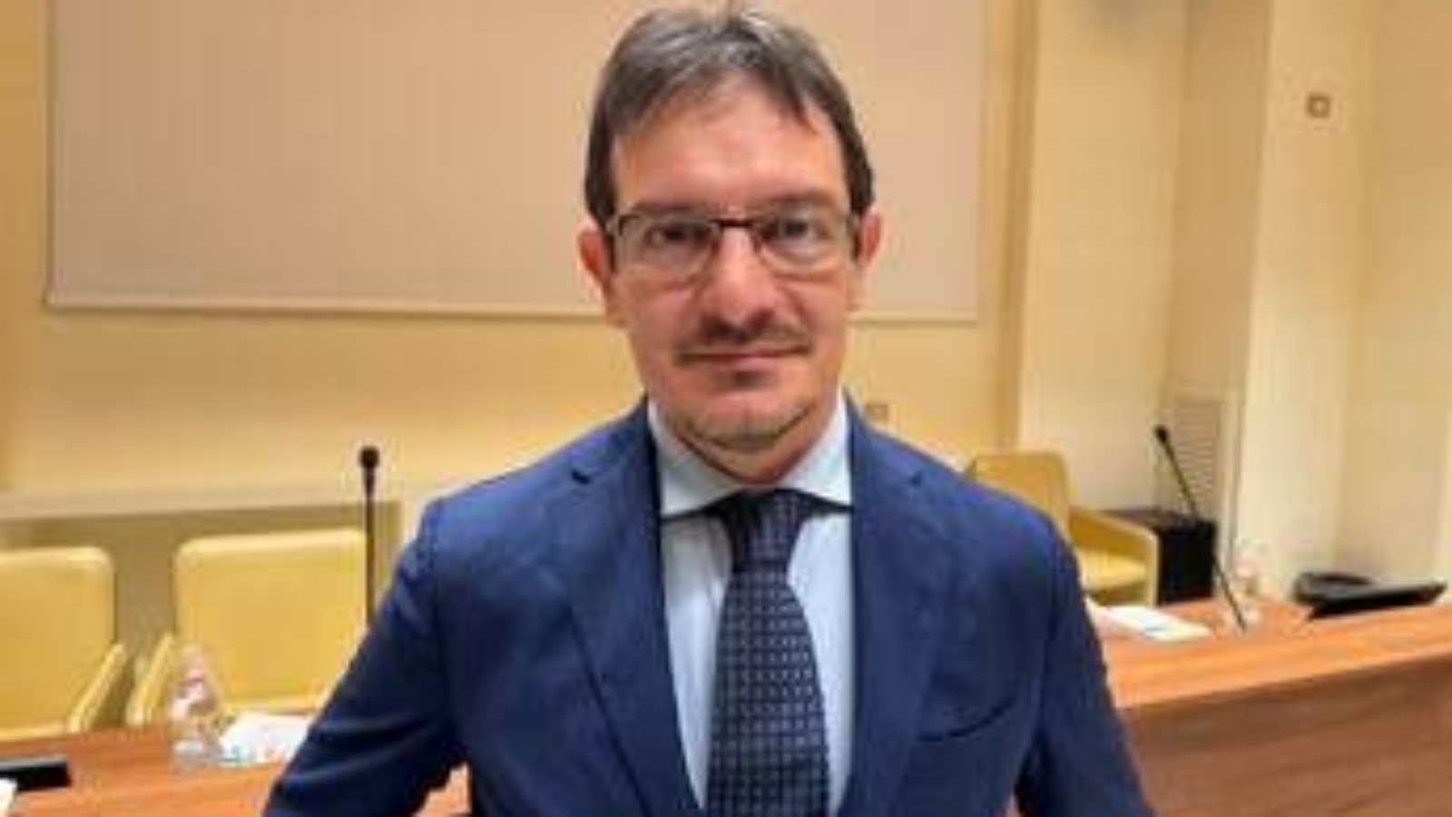 Finzi (AstraRicerche): "Il 60% degli italiani favorevole al raddoppio del prezzo delle sigarette"