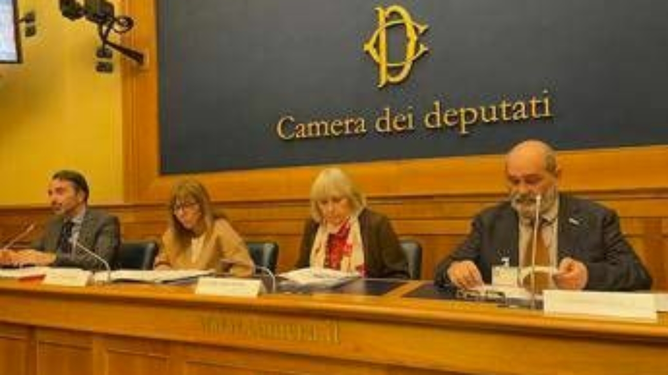 Sanità, neurologo Gasperini: "Intergruppo sclerosi multipla per dare risposte ai pazienti"