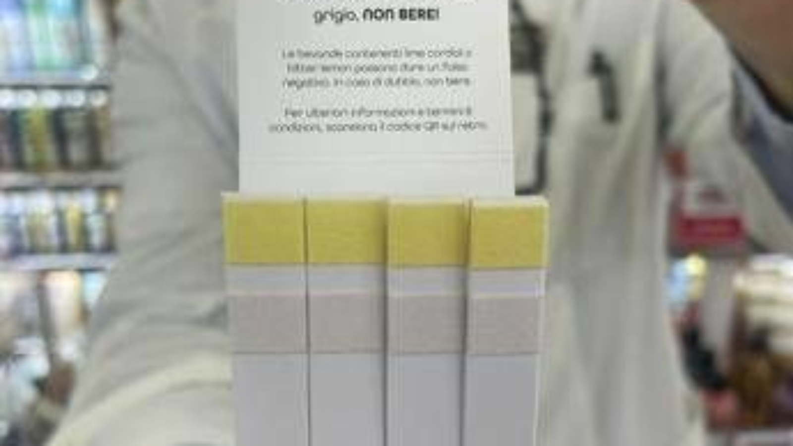 Violenza sulle donne, boom in farmacia a Roma per kit gratis che trova droghe nei drink