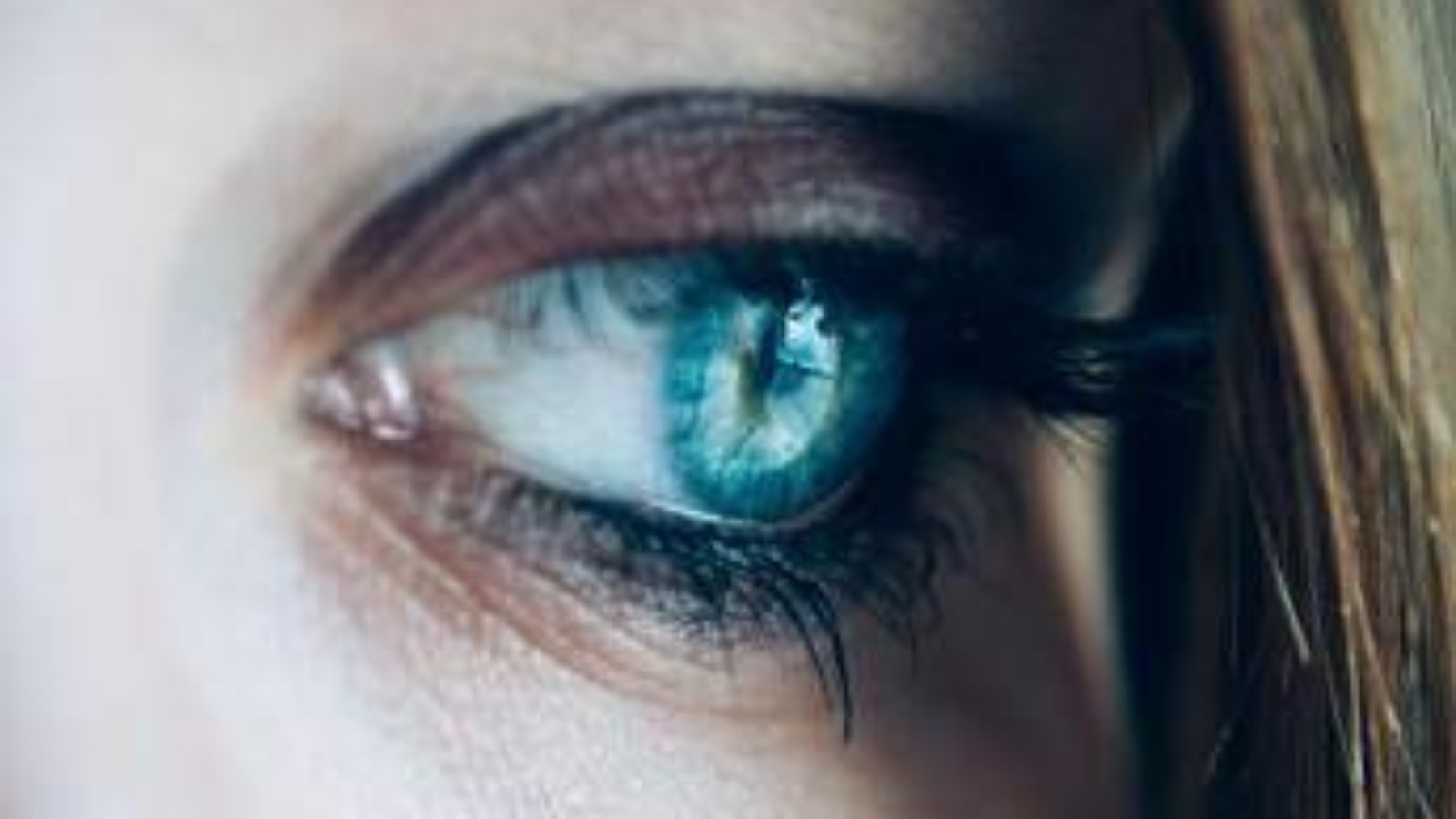 Iniezioni di cellule per rigenerare la cornea, oculisti: "Vicini a sconfiggere la cecità"
