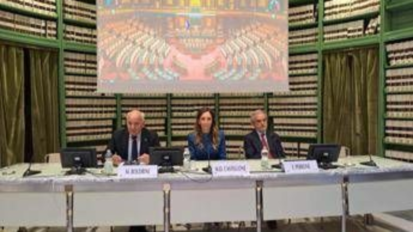 Fumo, Aiom, Airc e Fondazione Veronesi lanciano raccolta firme per proposta di legge