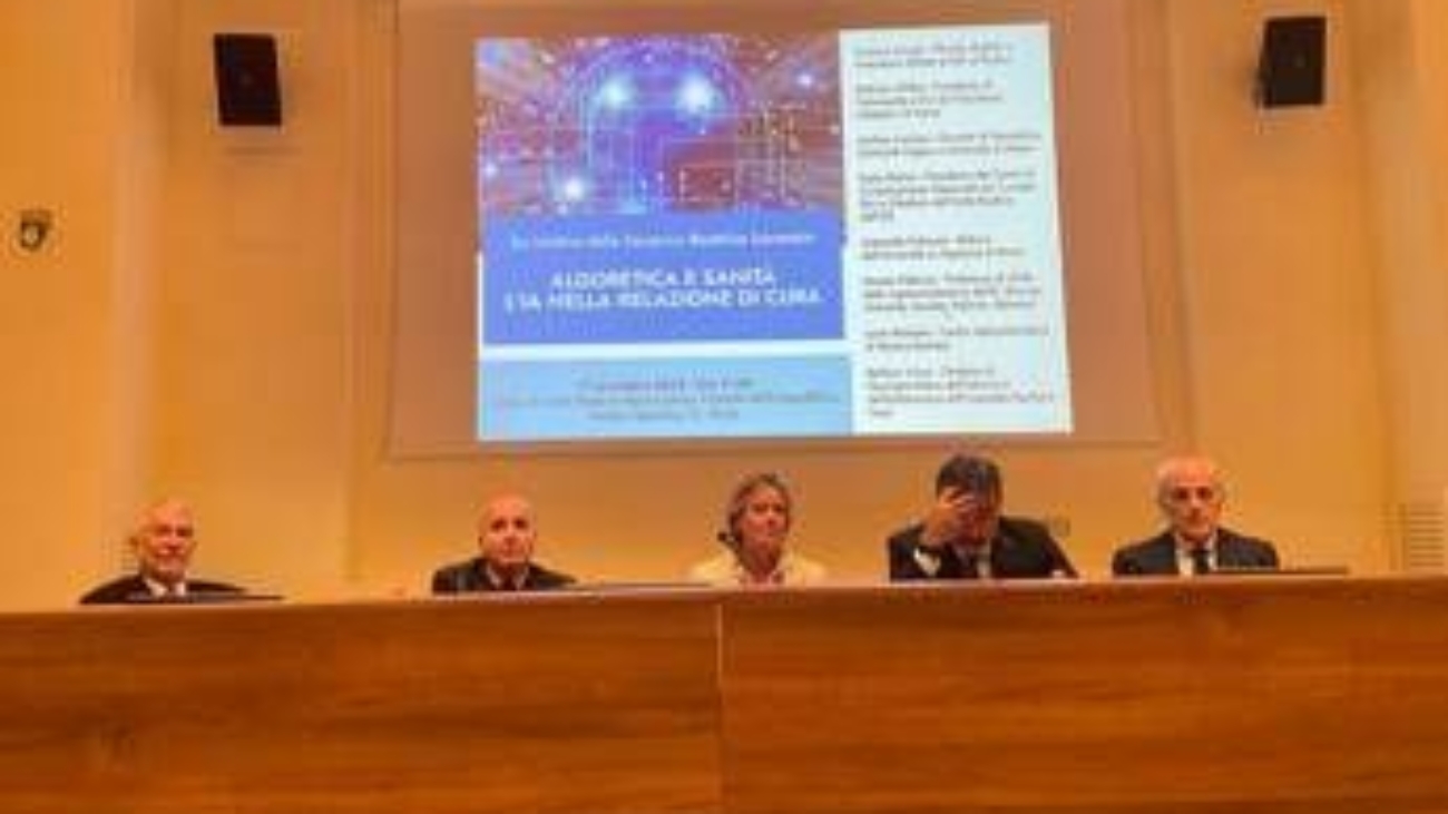 Algoretica in sanità, come l'Ia sta cambiando le cure e quali sono i rischi