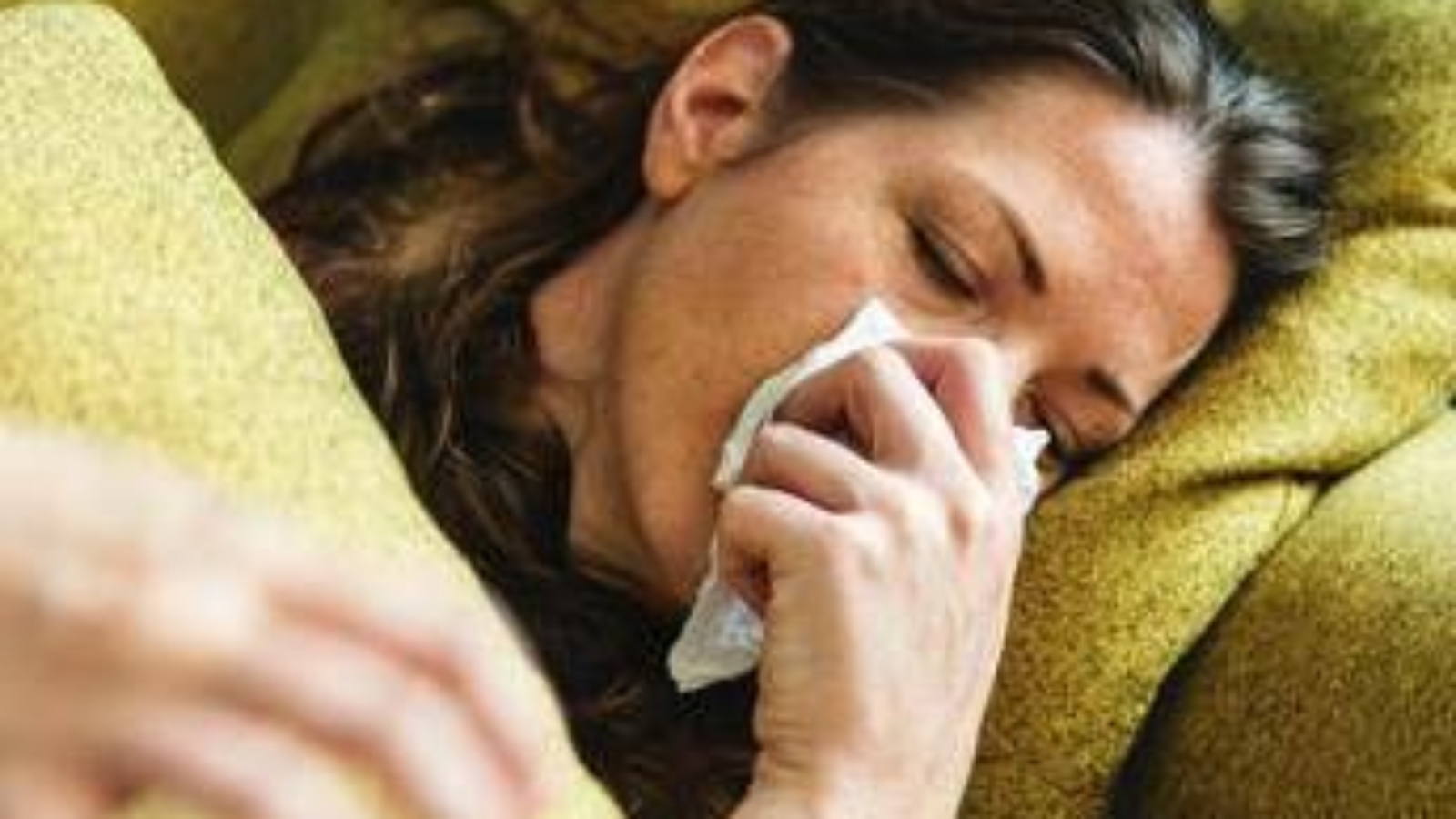 Influenza, aumentano ancora i casi: prevale variante K, gli ultimi dati