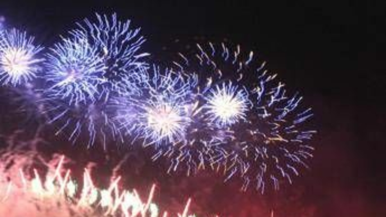 Capodanno e bambini, attenzione a fumi fuochi artificio: l'allarme dei pediatri