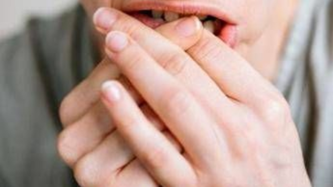 Da mangiarsi le unghie al 'ghosting', perch&eacute; lo facciamo? "E' sopravvivenza"