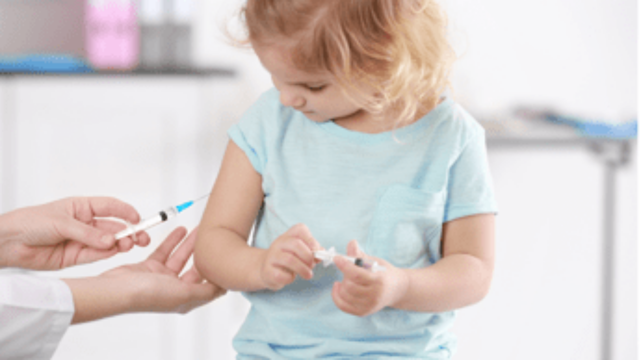 Vaccinazioni, pediatri: "Negli Usa il ritorno al passato mette a rischio i bambini"