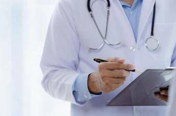 Salute, Dagna (San Raffaele): "Per lupus trattamenti personalizzati in centri dedicati"