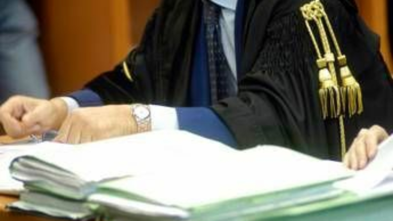 Sanità, Consulcesi: "Ex specializzandi vincono in tribunale ma i rimborsi sono lentissimi"