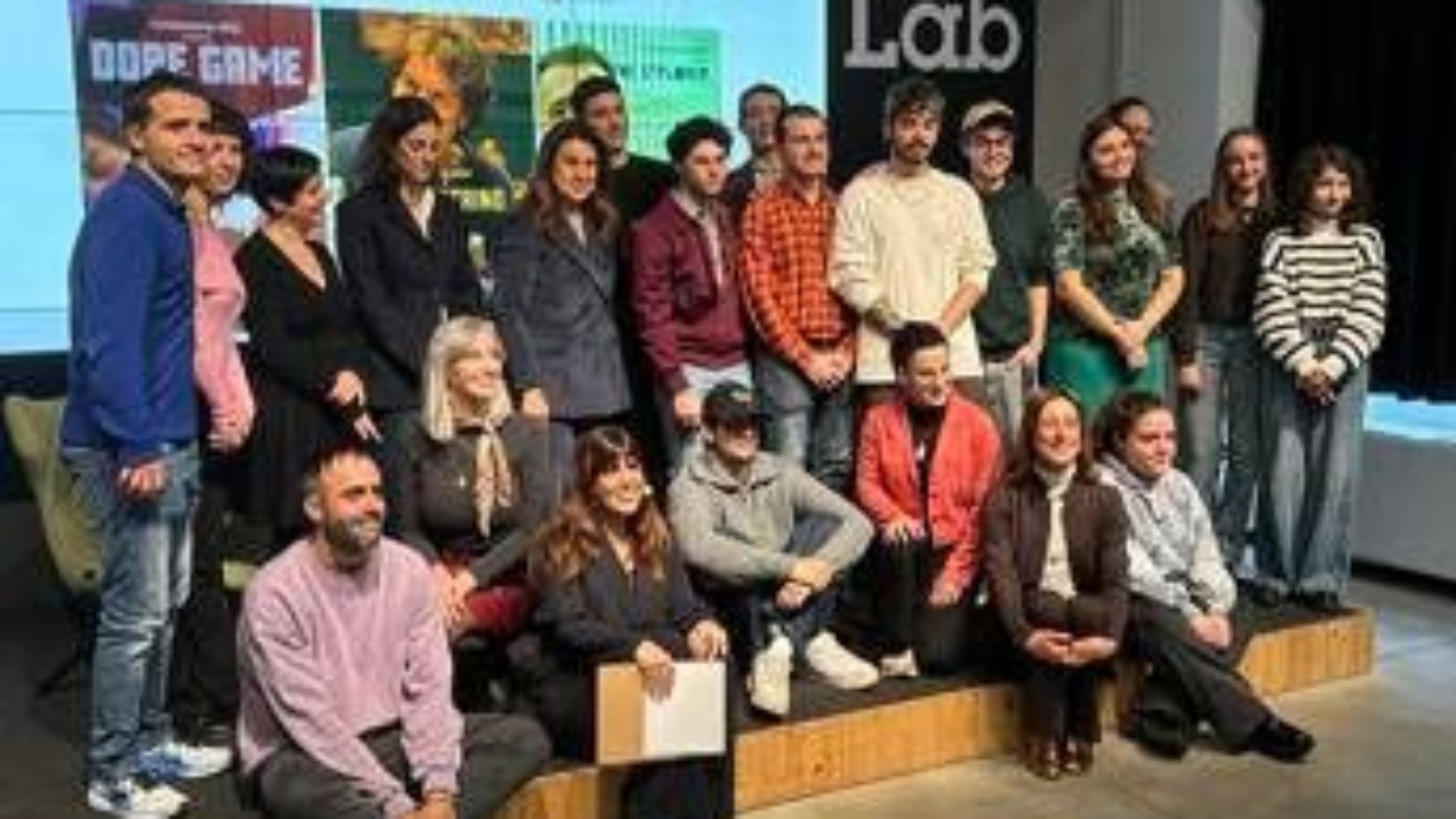 Internet, 8 giovani su 10 cercano online informazioni di salute, al via CAREmotions