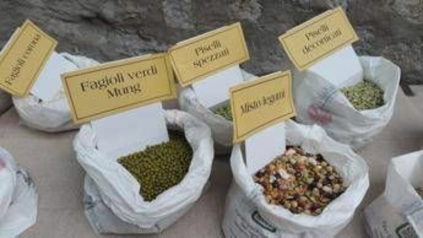 Cuore e colesterolo, l'effetto dei legumi: da lenticchie e ceci a fagioli e piselli, le proprietà