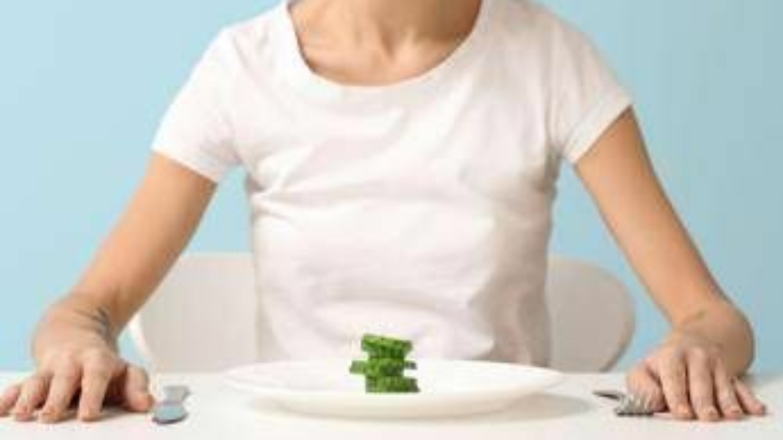 Disturbi alimentari, pediatri: "Non solo femminili, in ragazzi segnali diversi"