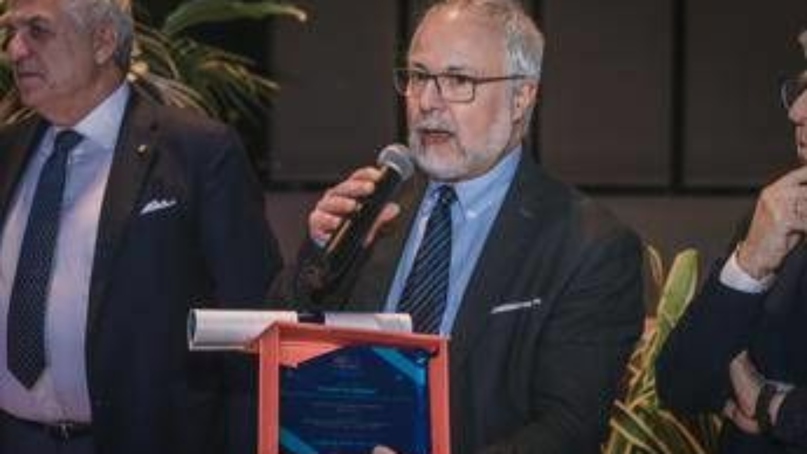 Tumori, da Cipomo premi a informazione, volontariato e oncologia di prossimità