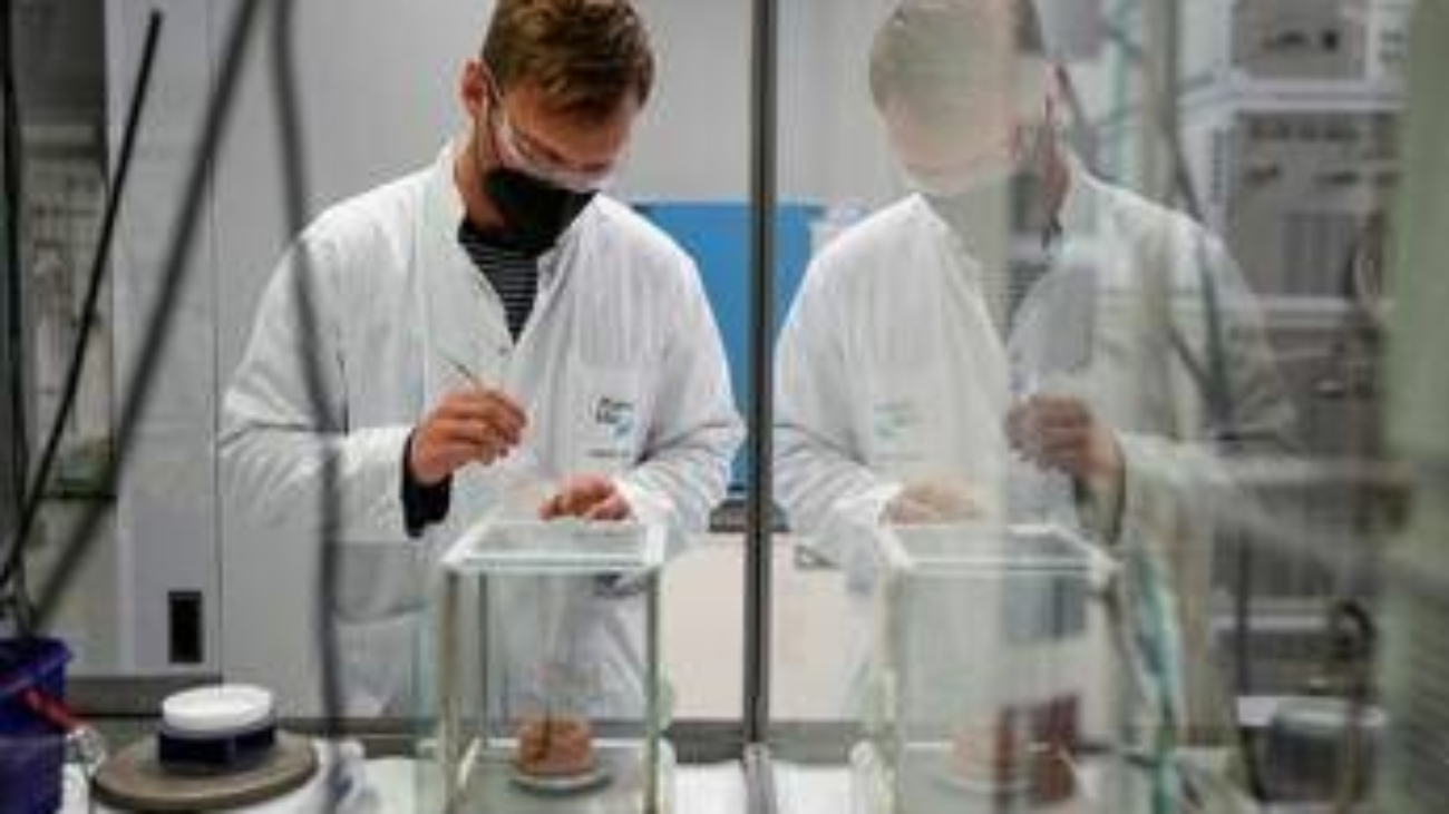 Carcinoma polmonare, ok Ema a lurbinectedina e immunoterapia in prima linea