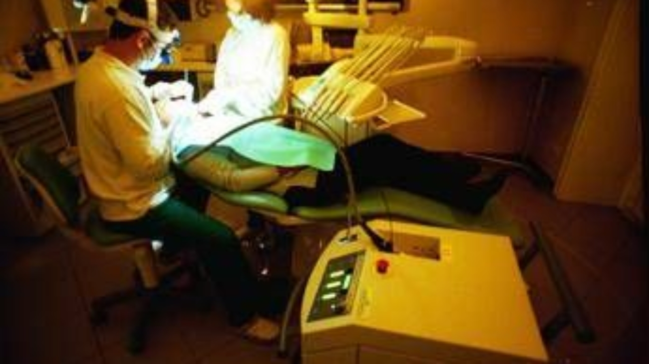 Ia, oltre 90% dentisti la conosce ma sfida resta integrazione in pratica clinica