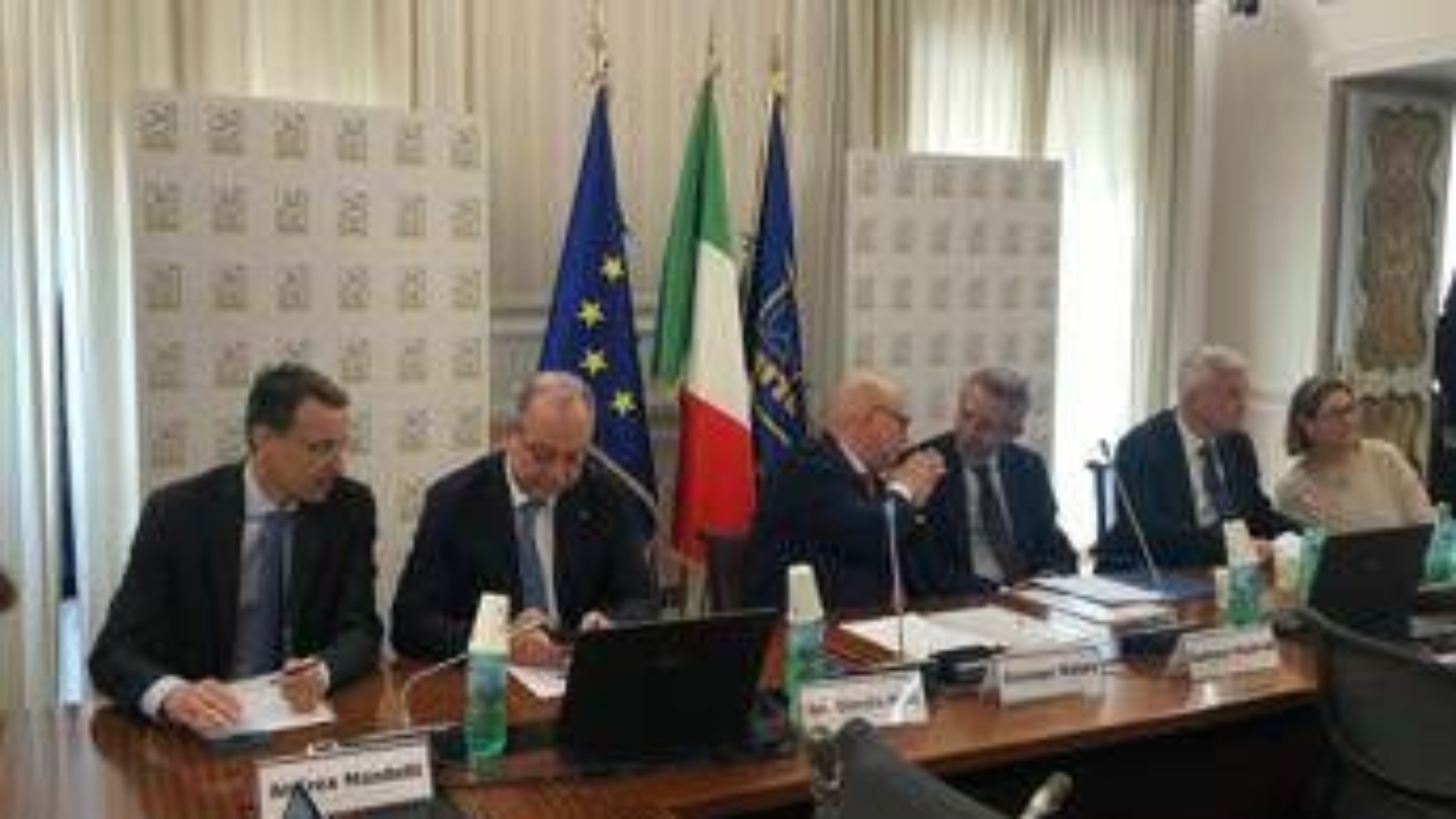 Farmaci, cresce la rete che trasforma dispositivi iniettabili da rifiuto a risorsa