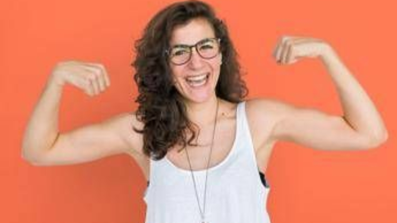 Salute, donne più competenti degli uomini nel gestirla: usano meglio il fai da te e l'Intelligenza artificiale