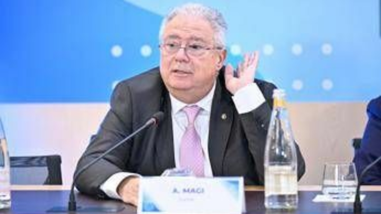 Liste d'attesa in sanità, Magi (Sumai): "Più medici specialisti sul territorio e rafforzare Case comunità"