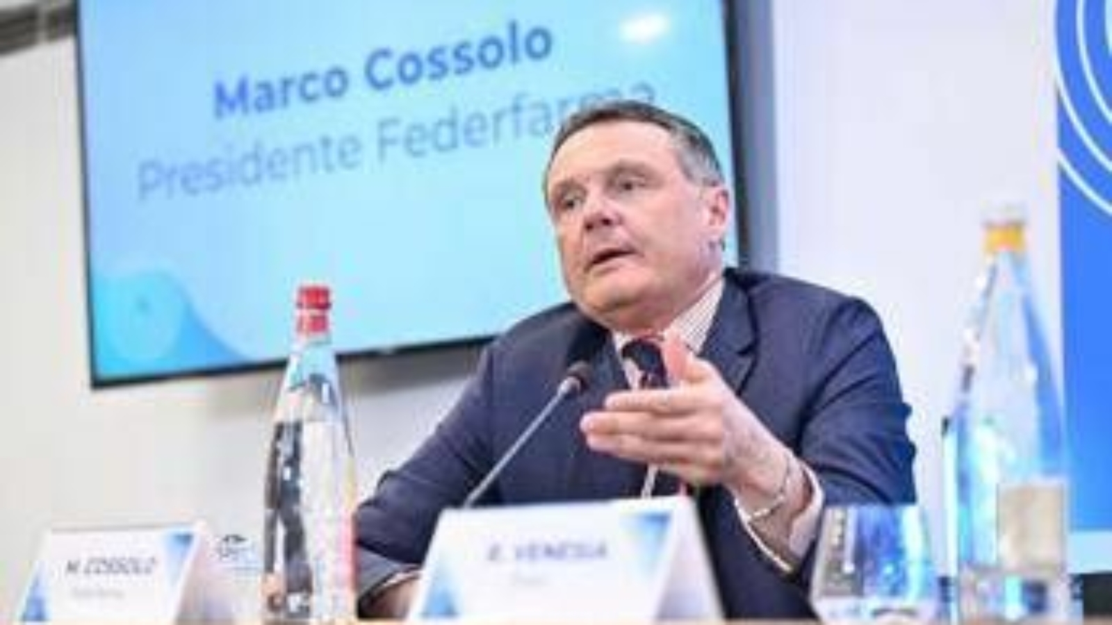 Cossolo (Federfarma): "Dove ci sono le farmacie dei servizi calano le liste d'attesa"