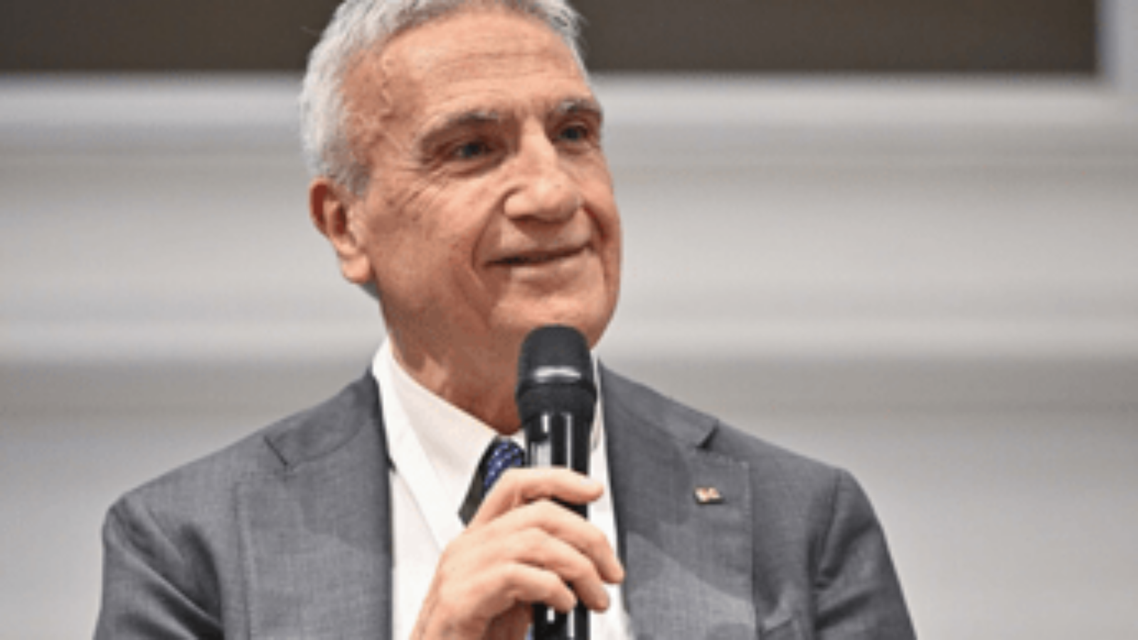 Ciocchetti (Fdi): "Farmaceutica fondamentale per l'Italia, legge delega per favorire investimenti"