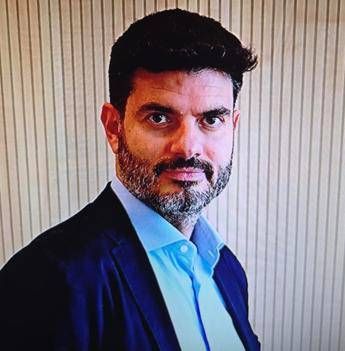 Rigurgito acido, disfagia e in alcuni casi tosse persistente, voce rauca o mal di gola. Cos'&egrave; l'esofago di Barrett